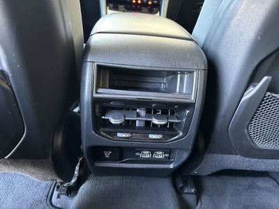 2023 Jeep Grand Cherokee Laredo 4x4