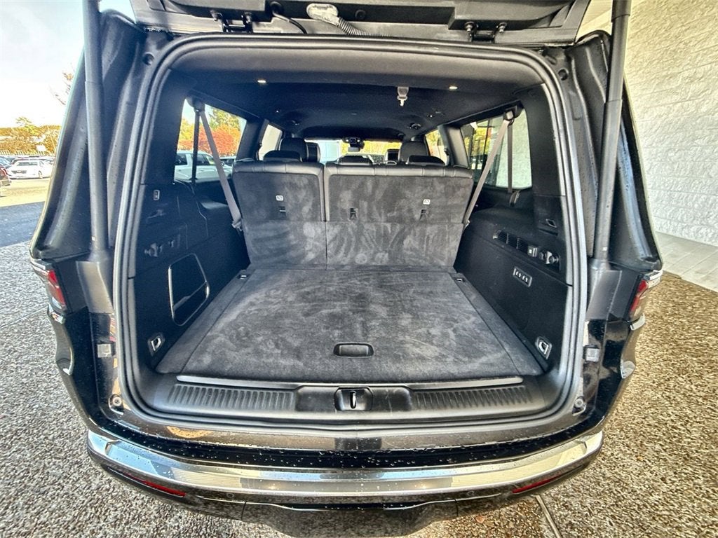 2023 Jeep Wagoneer L Series III 4x4