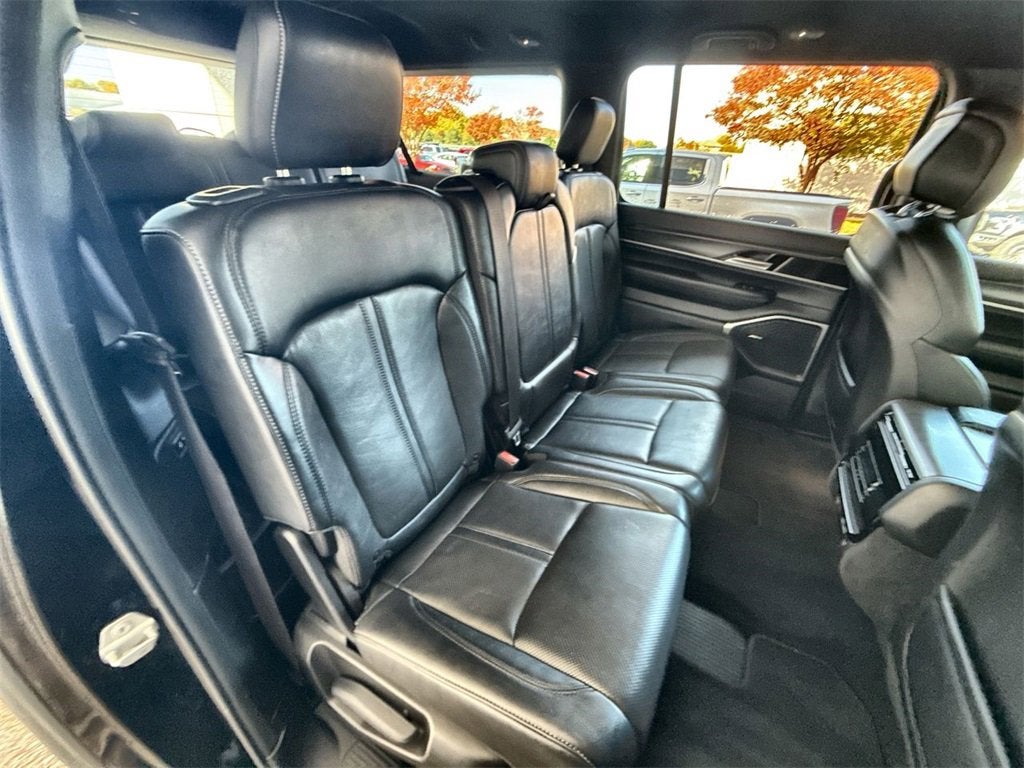 2023 Jeep Wagoneer L Series III 4x4