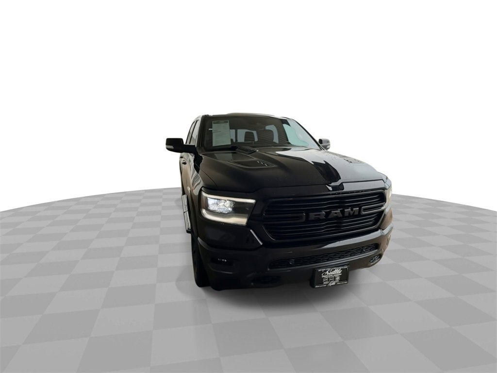 2022 RAM 1500 Laramie Crew Cab 4x4 5'7" Box