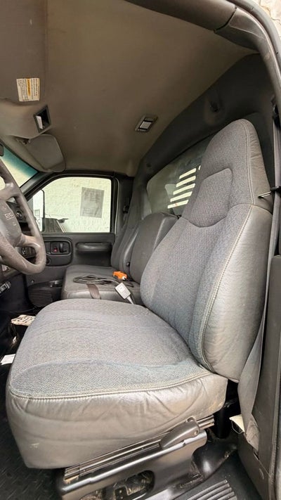 2004 GMC Topkick C5500 Base