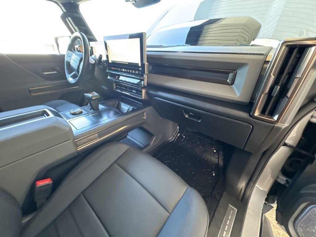 2025 GMC HUMMER EV SUV 2X