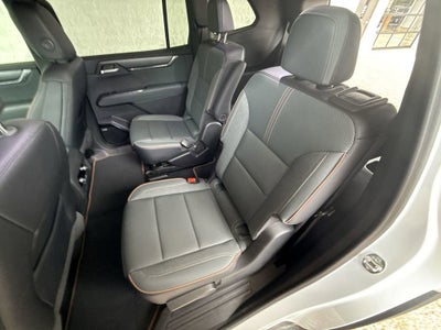 2024 GMC Acadia AT4