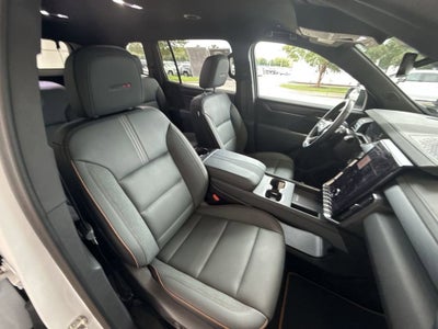 2024 GMC Acadia AT4