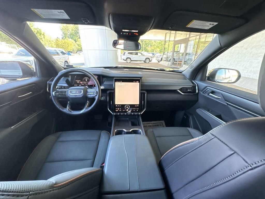 2025 GMC Acadia AT4