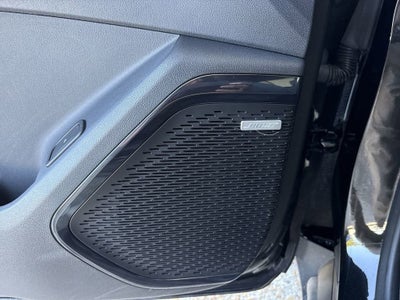 2025 GMC Acadia AT4