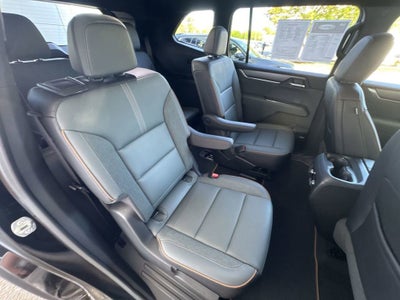 2025 GMC Acadia AT4