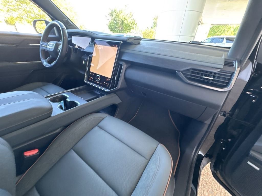2025 GMC Acadia AT4