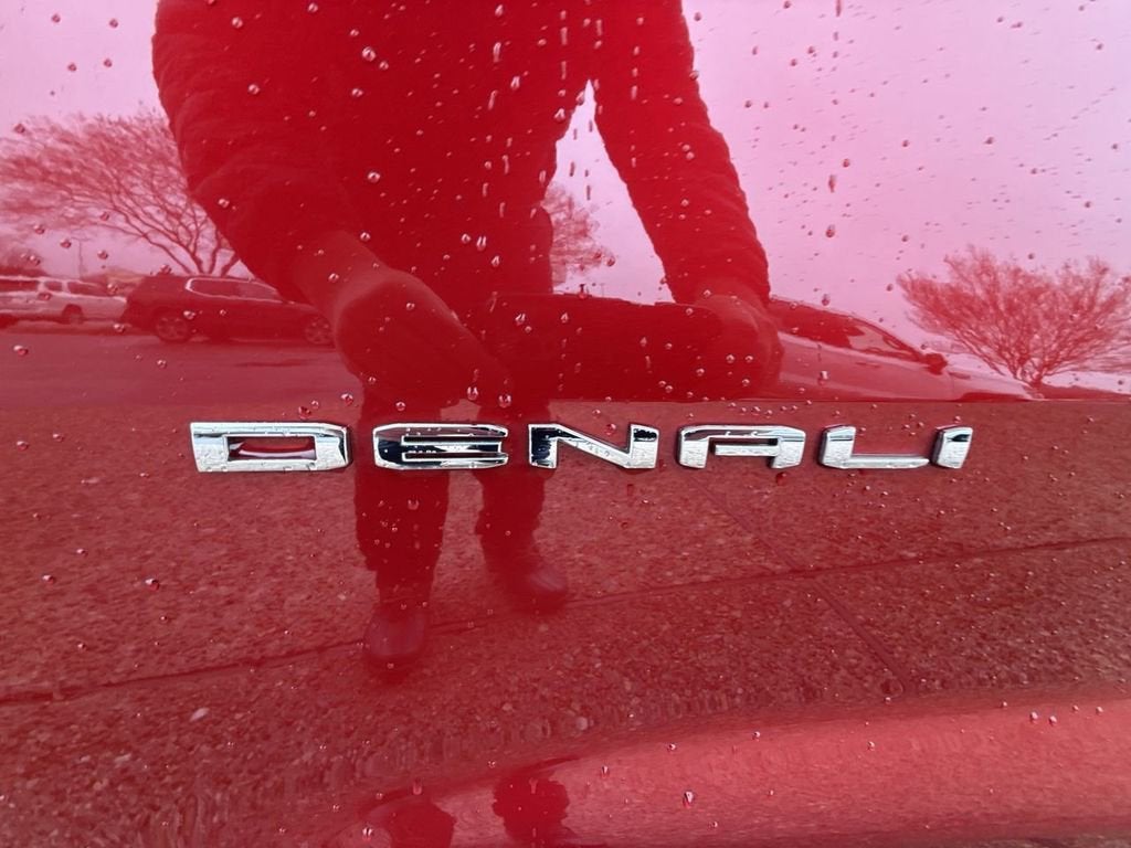2024 GMC Acadia Denali