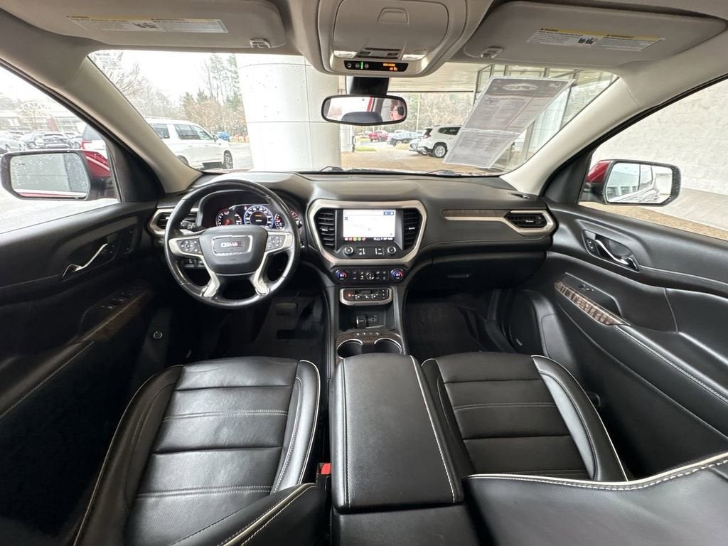 2022 GMC Acadia Denali