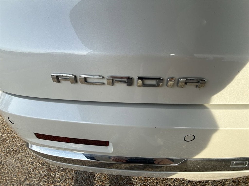 2021 GMC Acadia Denali