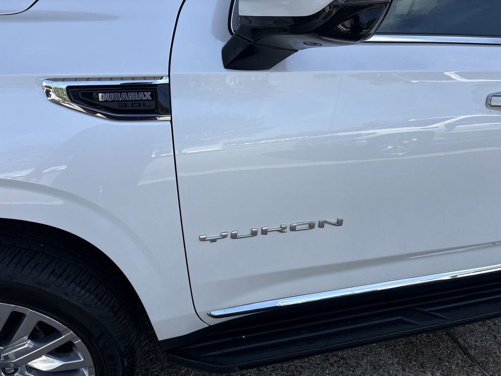 2023 GMC Yukon SLT