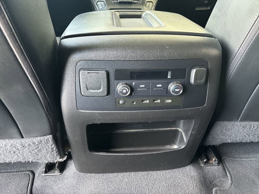 2020 GMC Yukon SLT Standard Edition