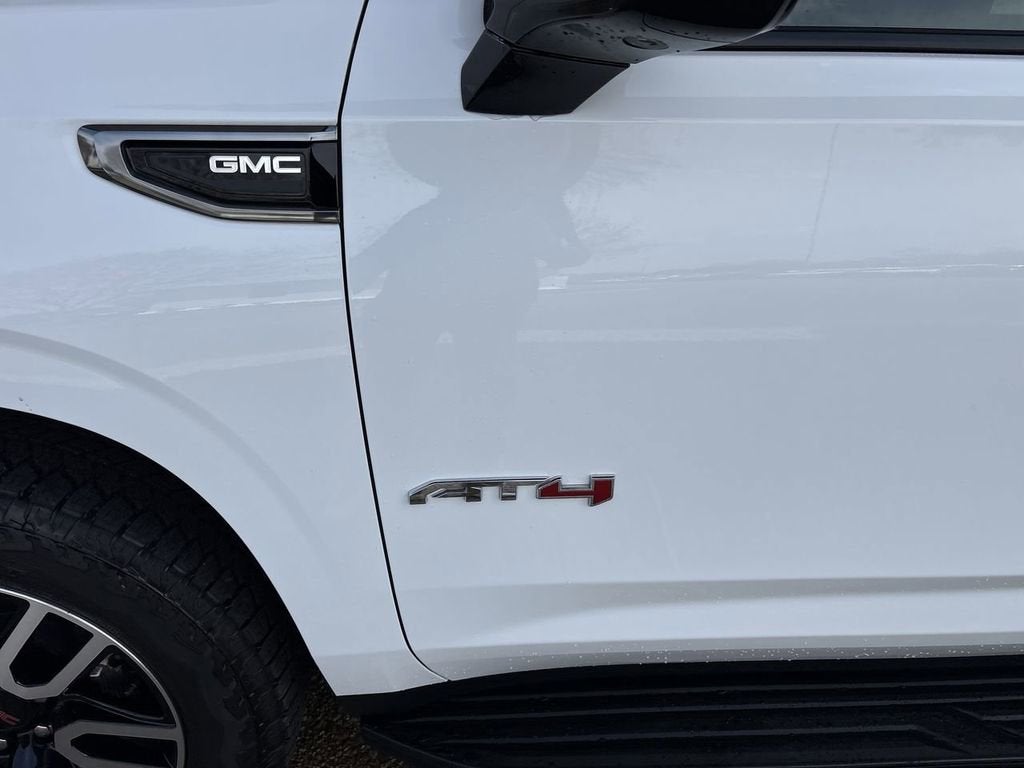 2022 GMC Yukon XL AT4