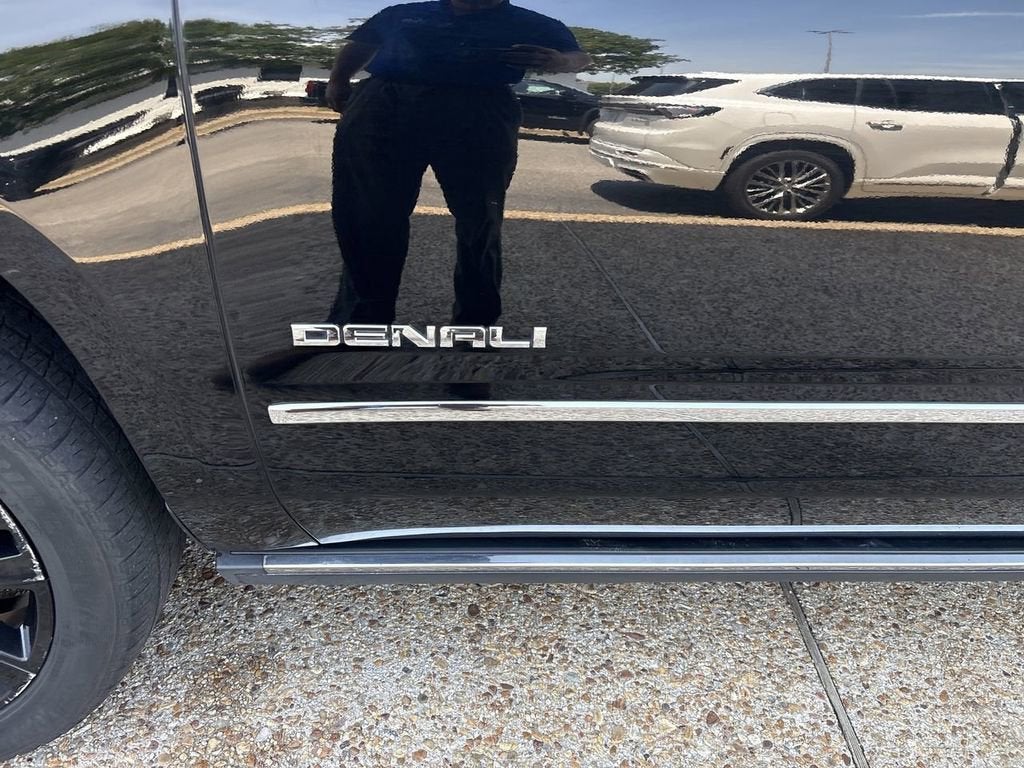 2020 GMC Yukon XL Denali