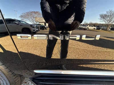 2024 GMC Yukon XL Denali