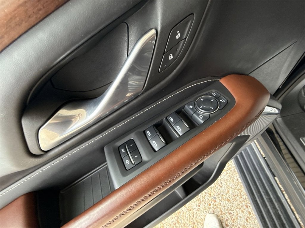 2024 GMC Yukon XL Denali Ultimate