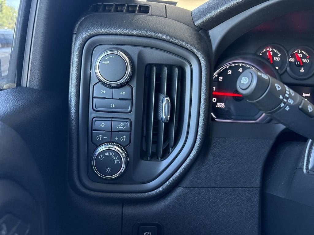 2024 GMC Sierra 2500 HD Pro