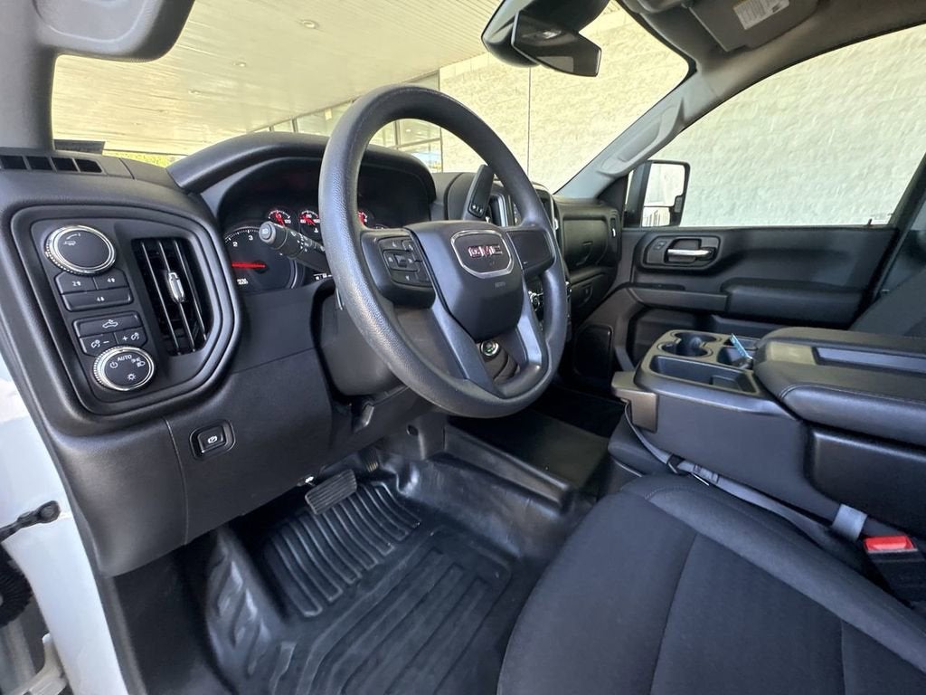 2024 GMC Sierra 2500 HD Pro