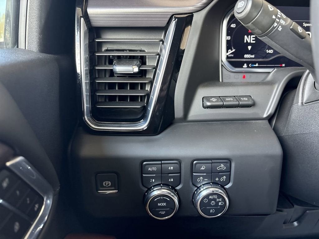 2025 GMC Sierra 2500 HD Denali Ultimate