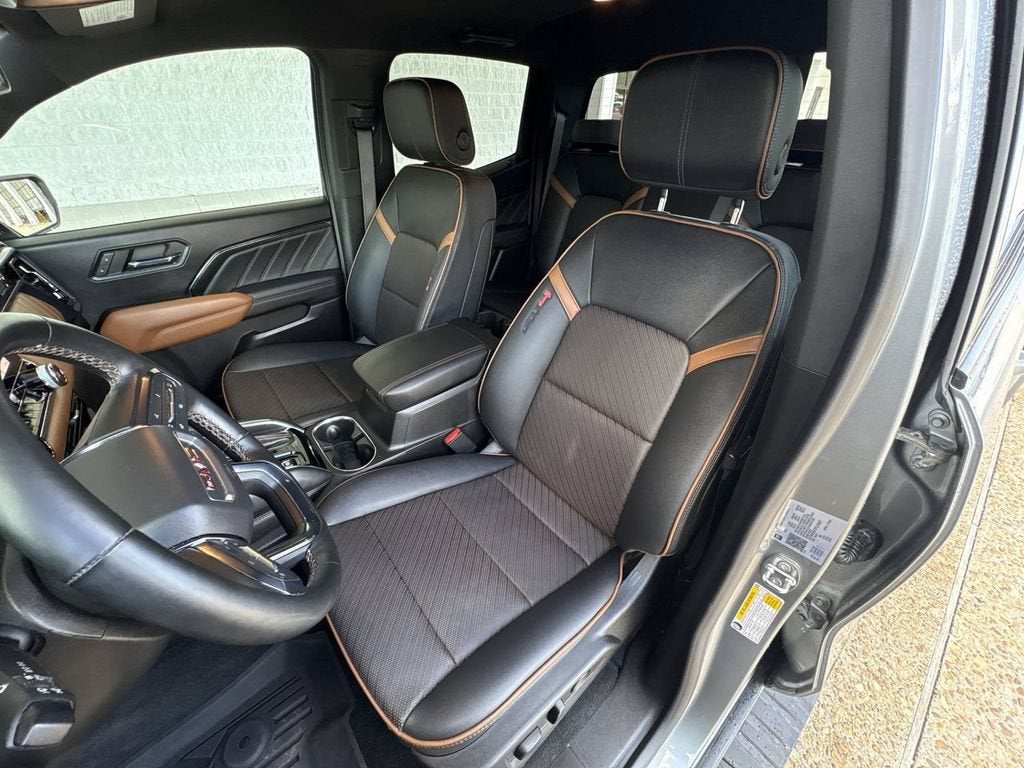 2023 GMC Canyon AT4