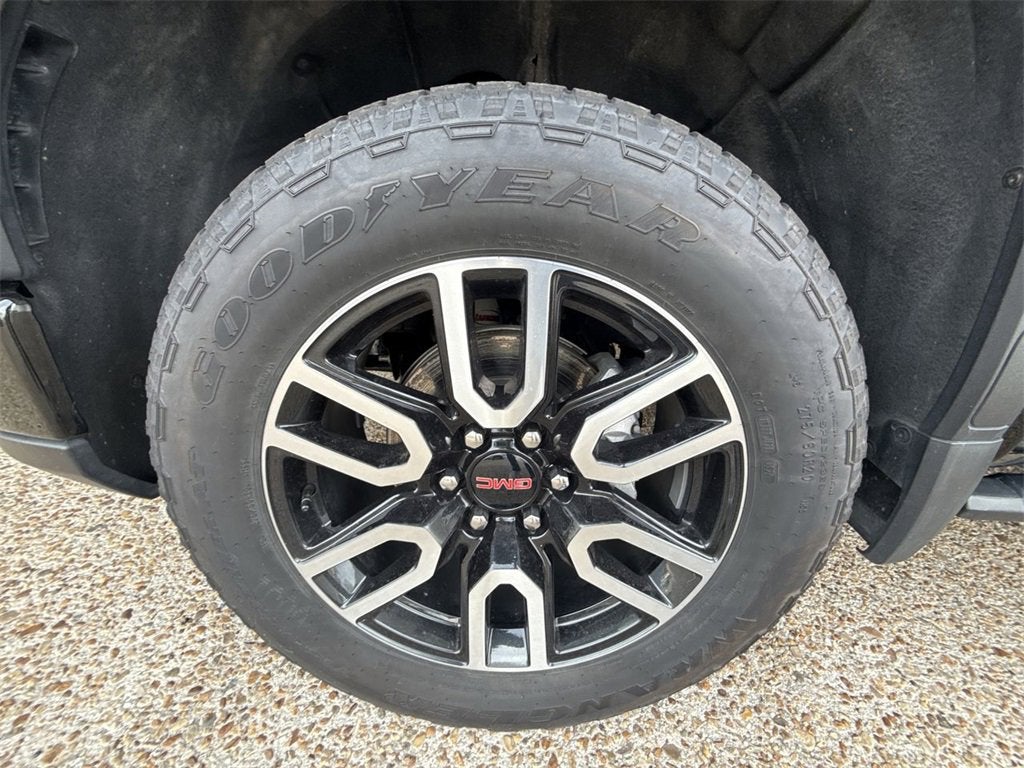 2025 GMC Sierra 1500 AT4