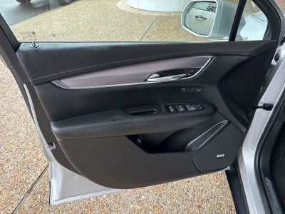 2017 Cadillac XT5 Luxury FWD