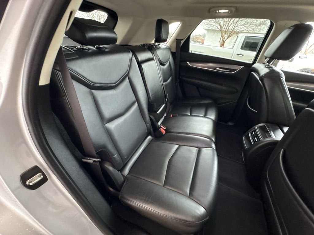 2017 Cadillac XT5 Luxury FWD