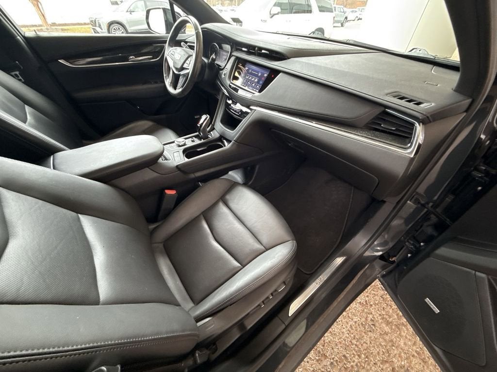 2022 Cadillac XT5 Premium Luxury