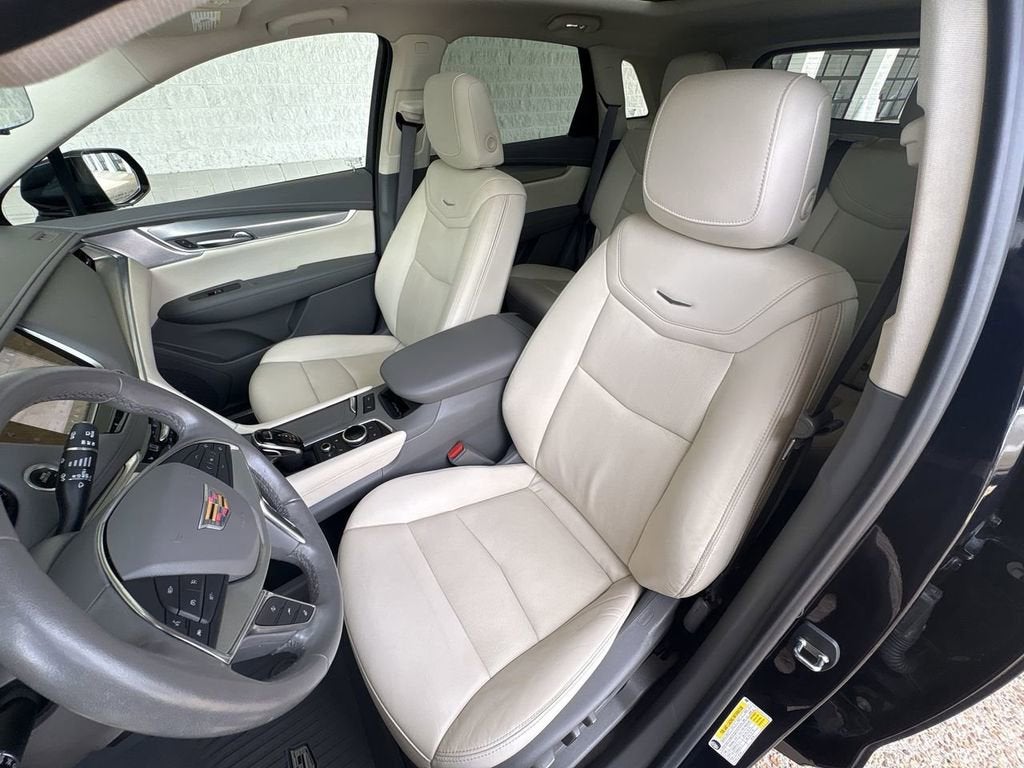2021 Cadillac XT5 FWD Premium Luxury
