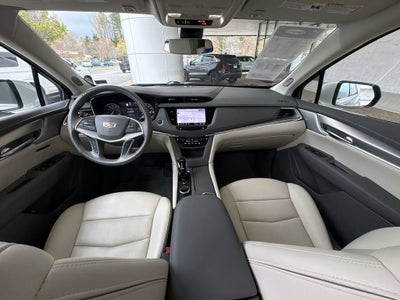 2022 Cadillac XT5 Premium Luxury