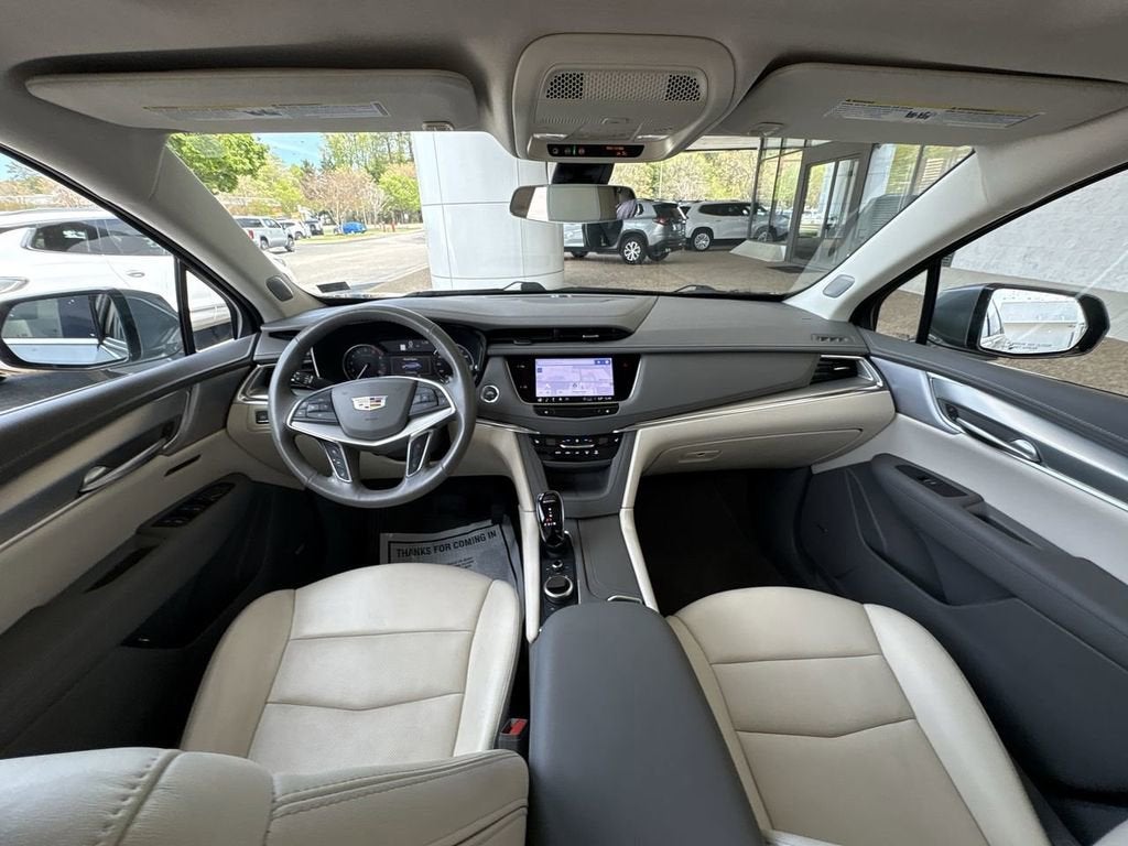 2023 Cadillac XT5 Premium Luxury