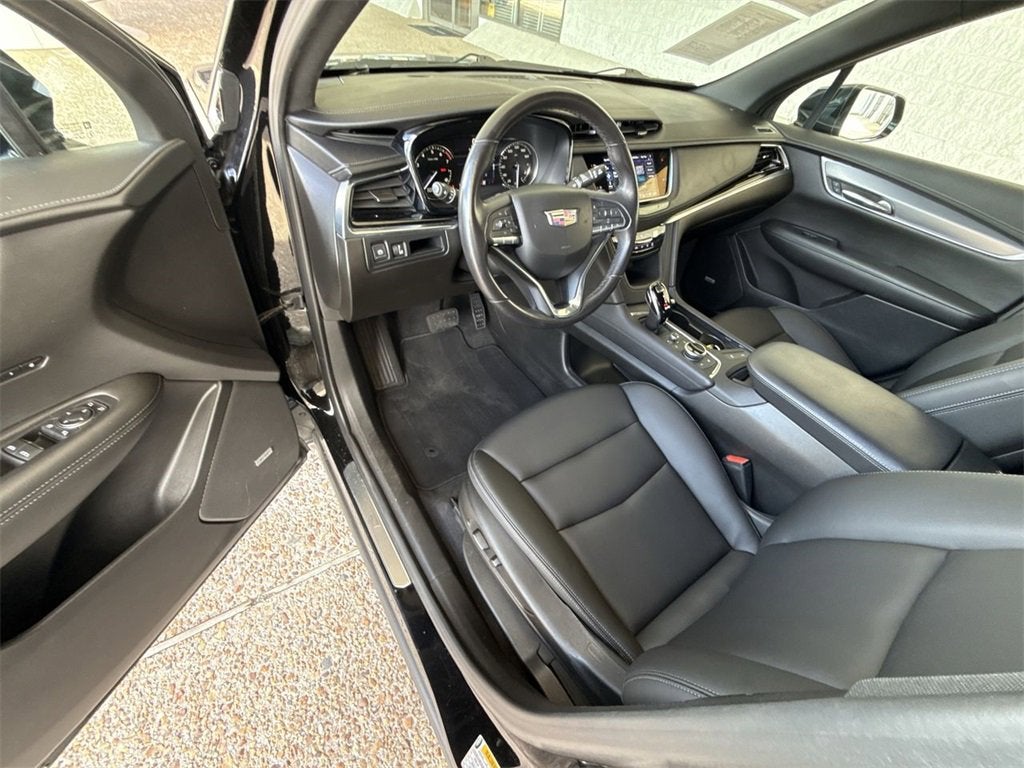 2022 Cadillac XT6 Luxury