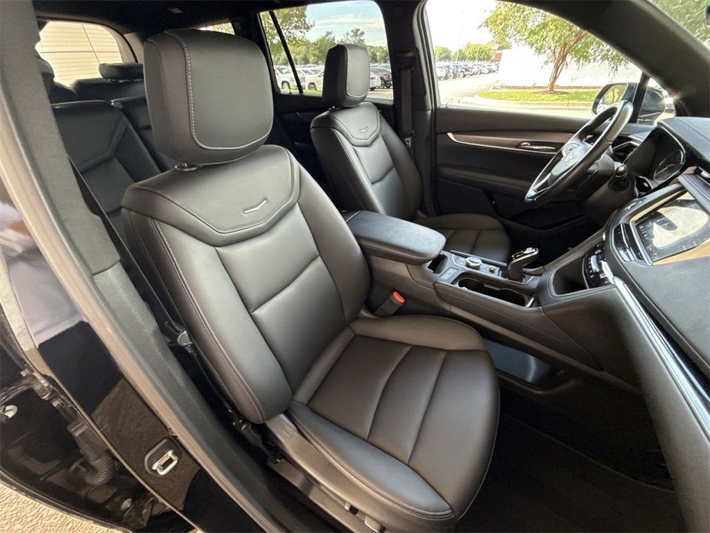 2022 Cadillac XT6 Luxury