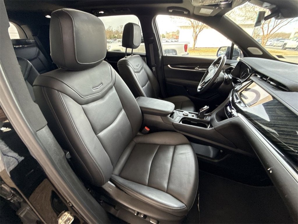 2025 Cadillac XT6 Premium Luxury