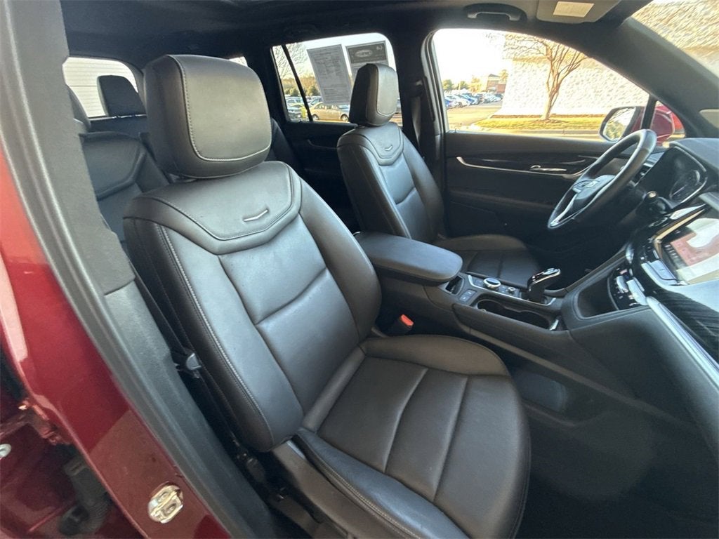 2025 Cadillac XT6 Premium Luxury