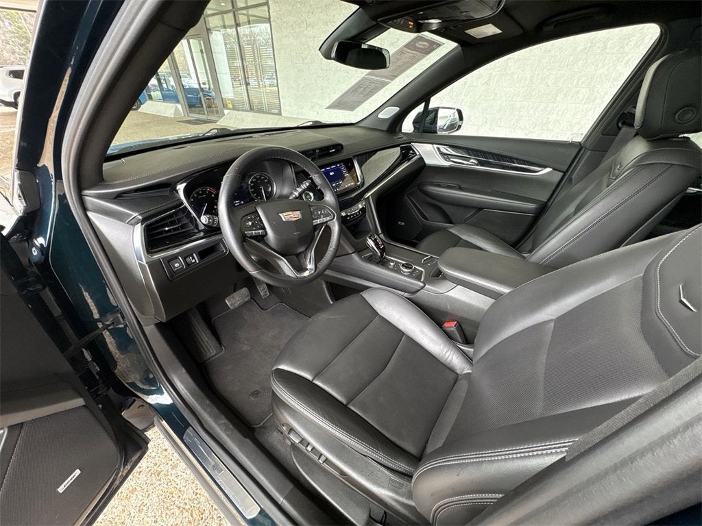 2025 Cadillac XT6 Premium Luxury