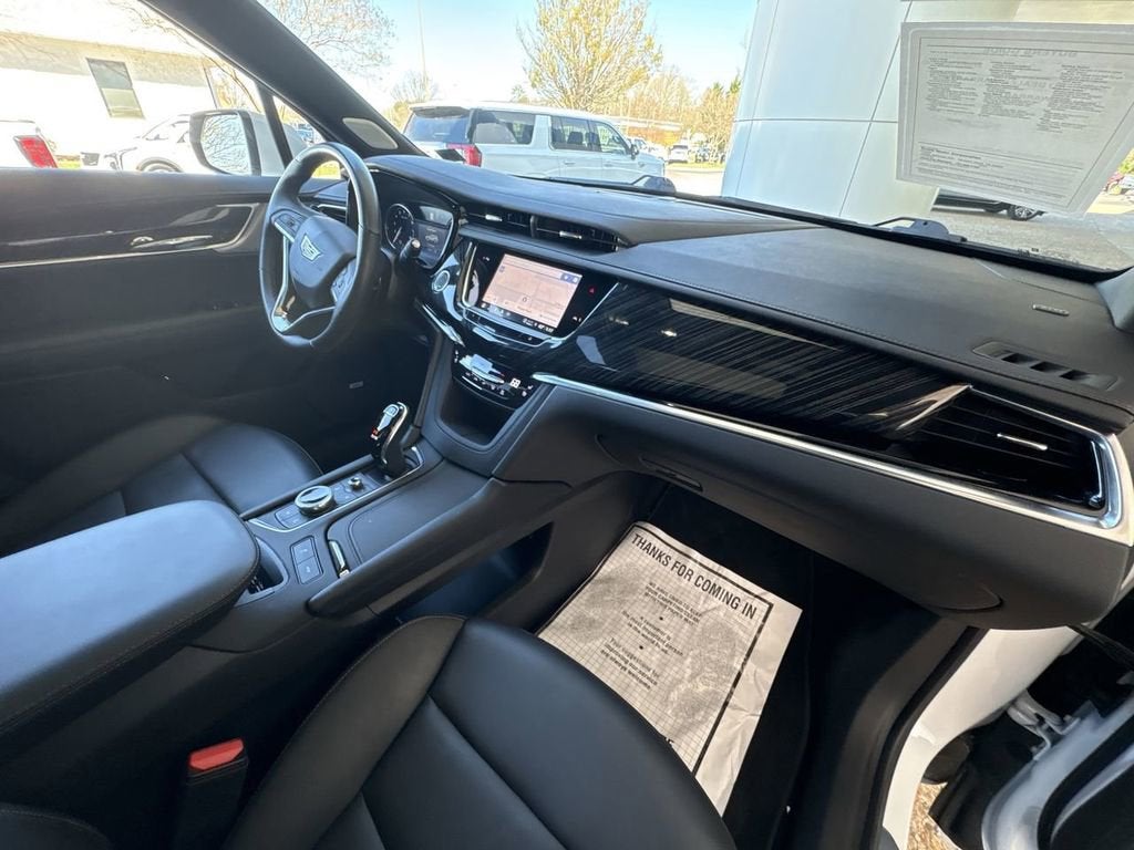 2025 Cadillac XT6 Premium Luxury