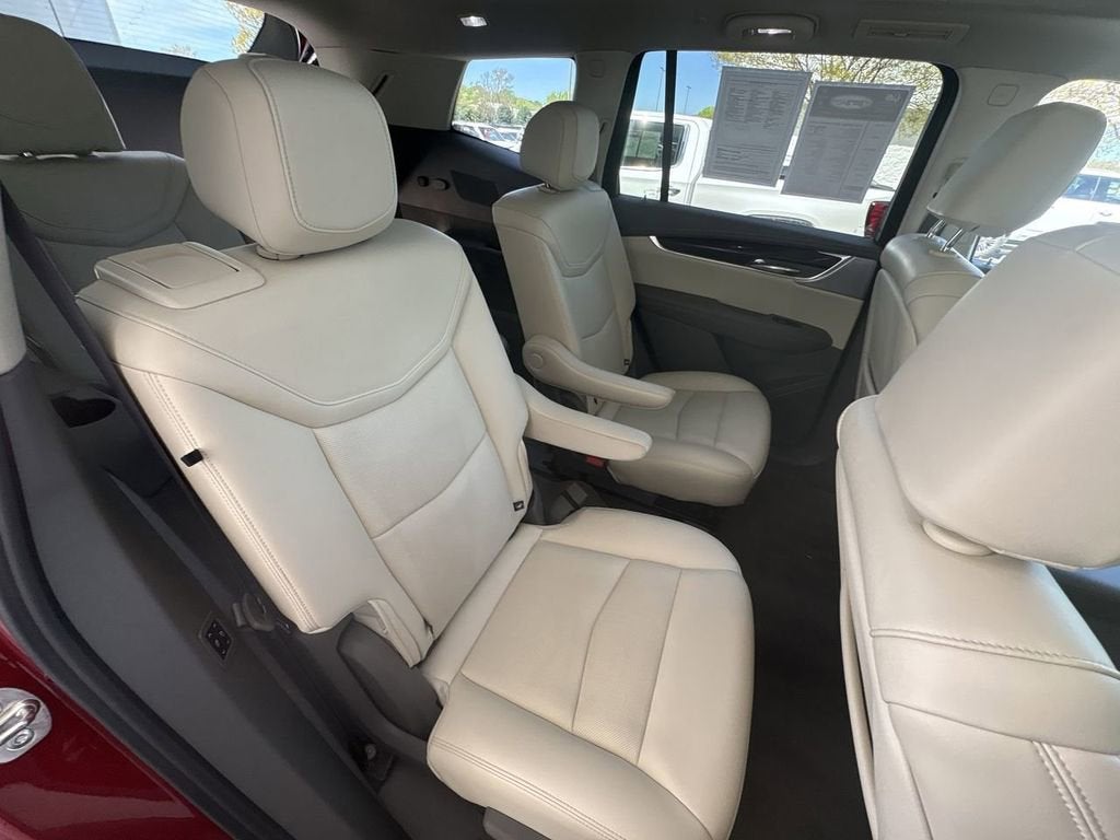 2025 Cadillac XT6 Premium Luxury