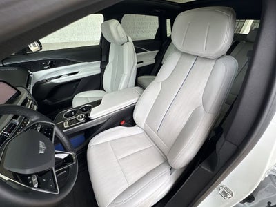 2024 Cadillac LYRIQ Luxury 1