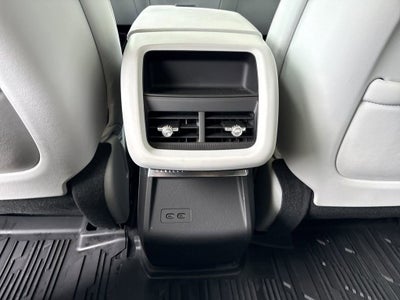 2024 Cadillac LYRIQ Luxury 1