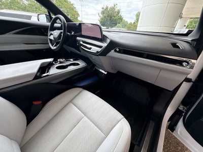 2024 Cadillac LYRIQ Luxury 1