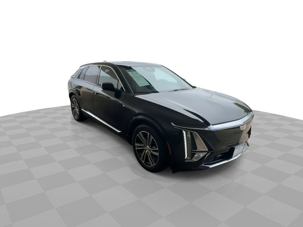 2024 Cadillac LYRIQ Luxury 1