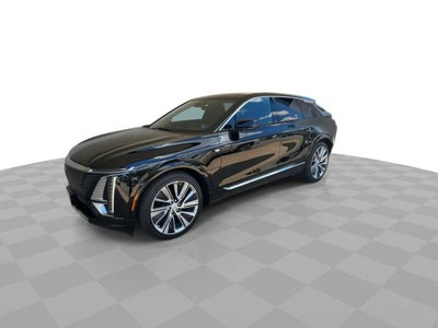 2025 Cadillac LYRIQ Luxury 3