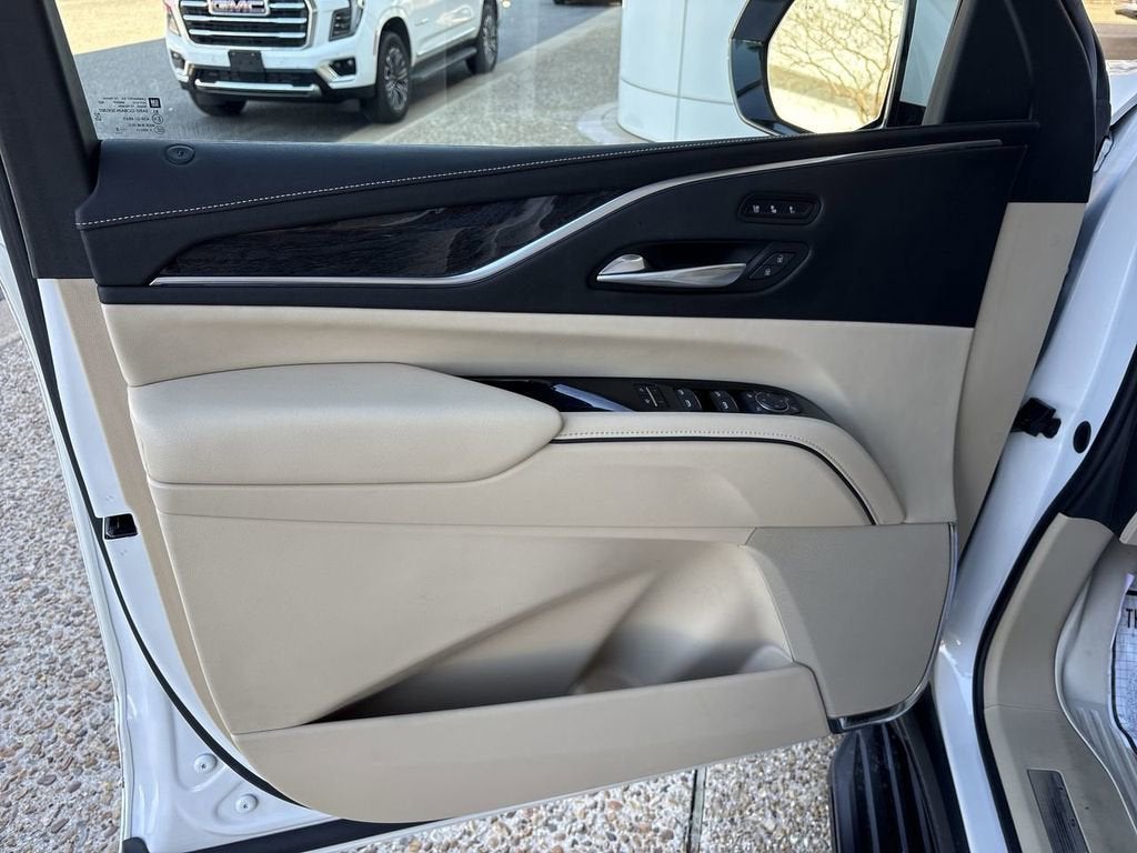 2022 Cadillac Escalade Premium Luxury