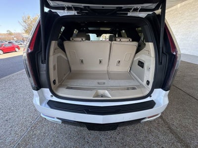 2022 Cadillac Escalade Premium Luxury