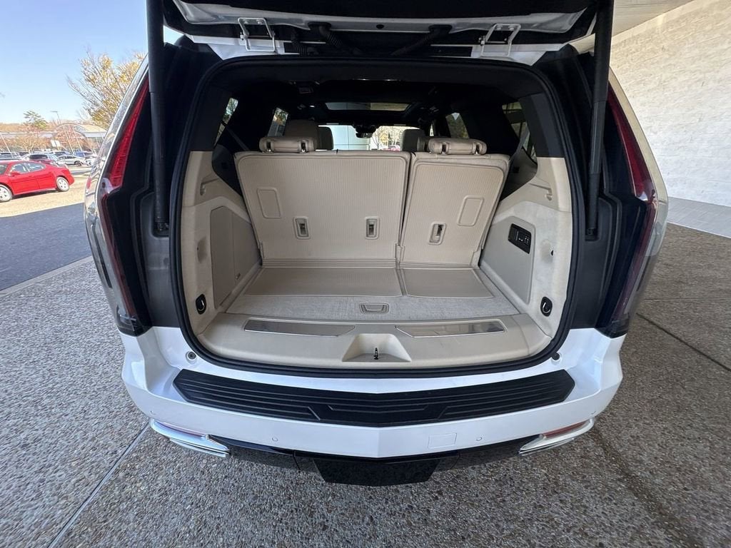 2022 Cadillac Escalade Premium Luxury