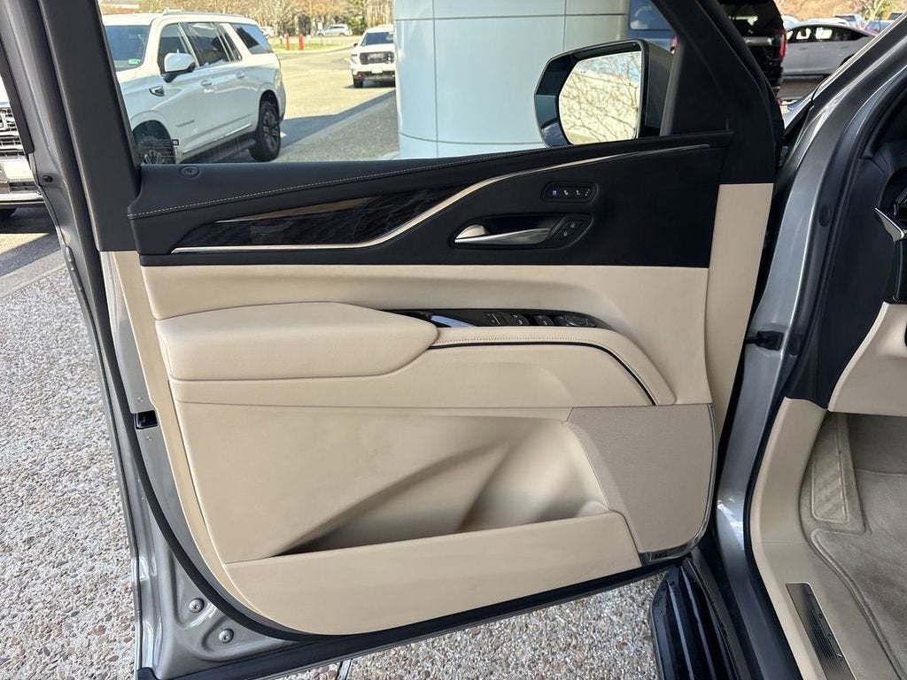 2023 Cadillac Escalade Premium Luxury