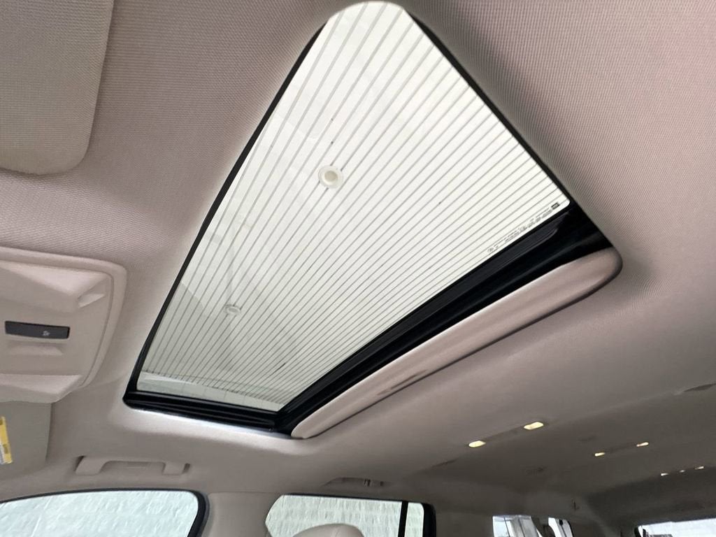 2017 Cadillac Escalade ESV Luxury