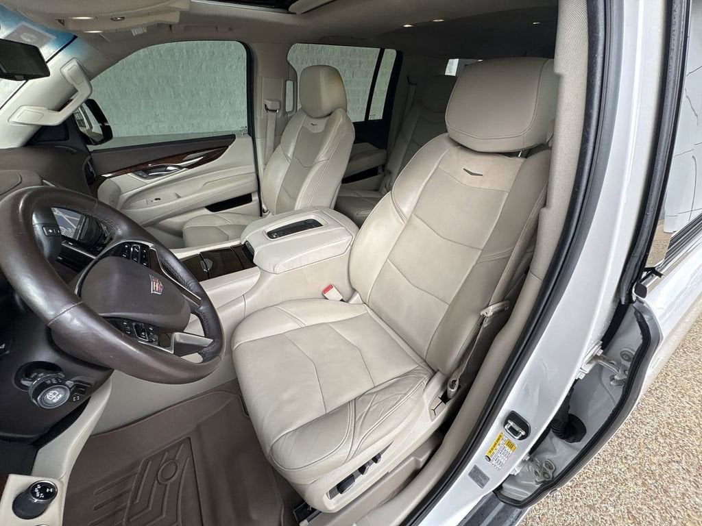 2017 Cadillac Escalade ESV Luxury